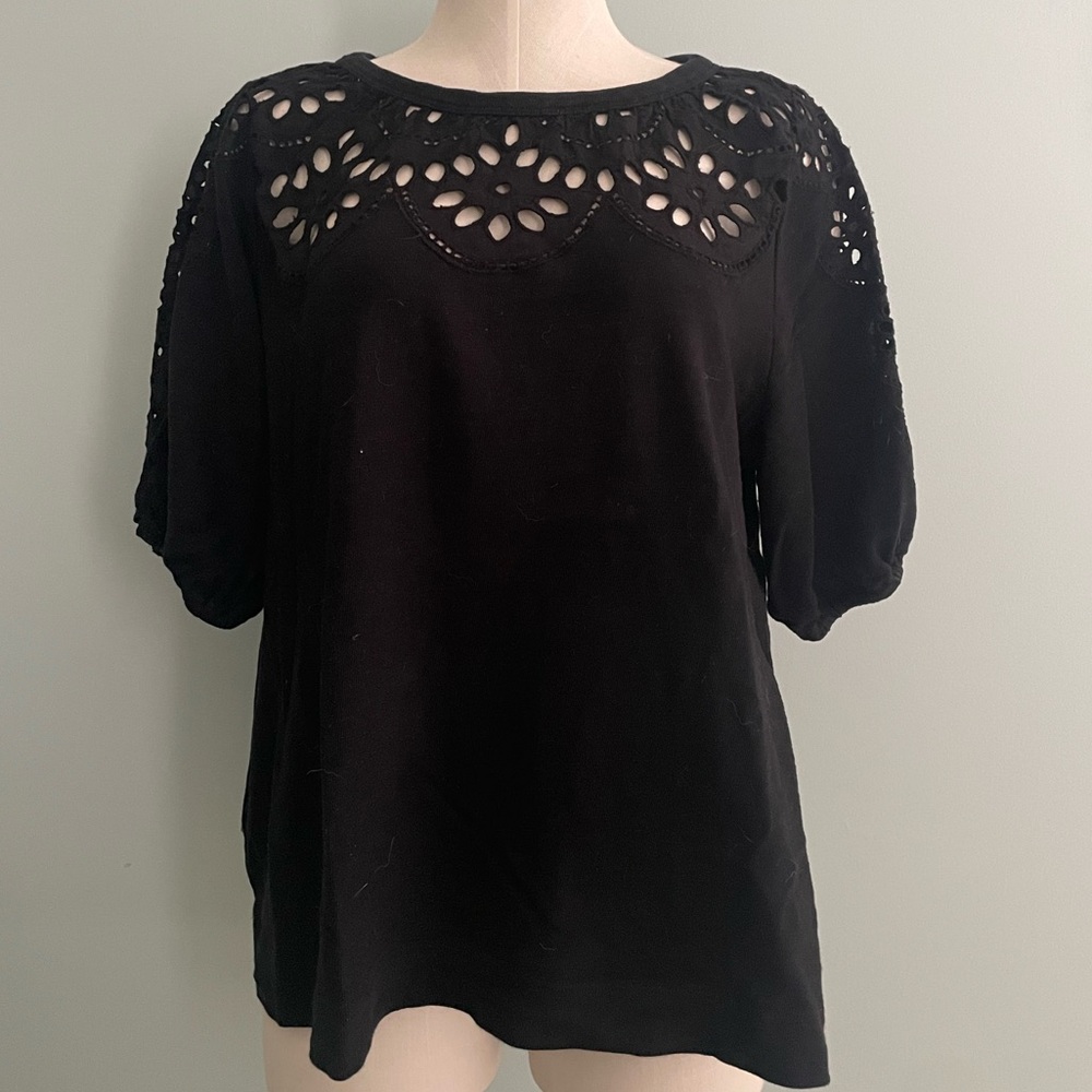 Dressy T shirt with cut out detail